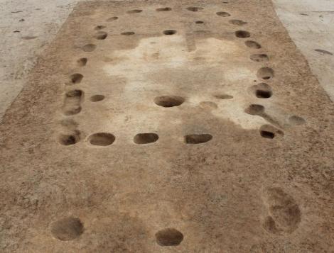 photo - traces d’une grande maison d’habitation